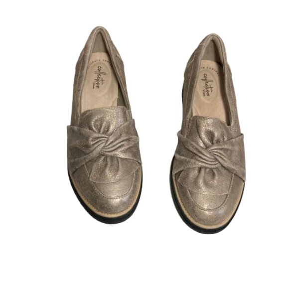 Clarks Gold Metallic Women’s Loafers sz 8.5 Shimmer Lightweight Slip-on Comfort - Picture 1 of 10